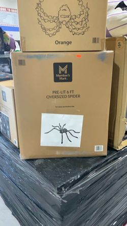 Member's Mark Pre-Lit 6 Ft Oversized Spider $40