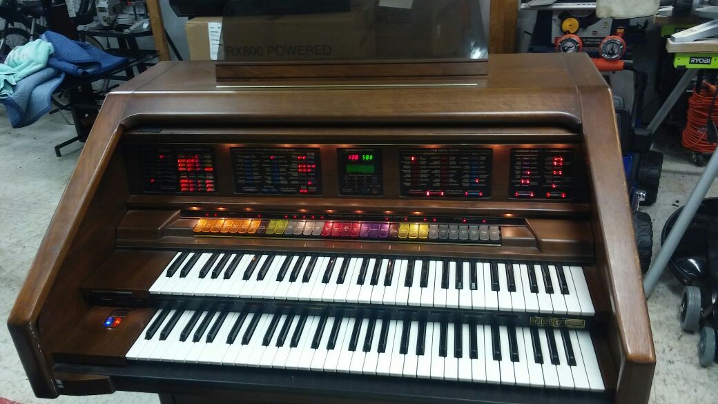 Lowrey Heritage NT-400T Organ