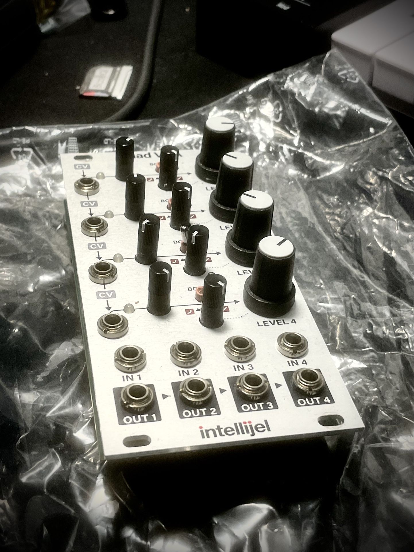 Quad VCA Intellijel
