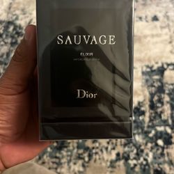Sauvage  ELIXIR. Dior  
