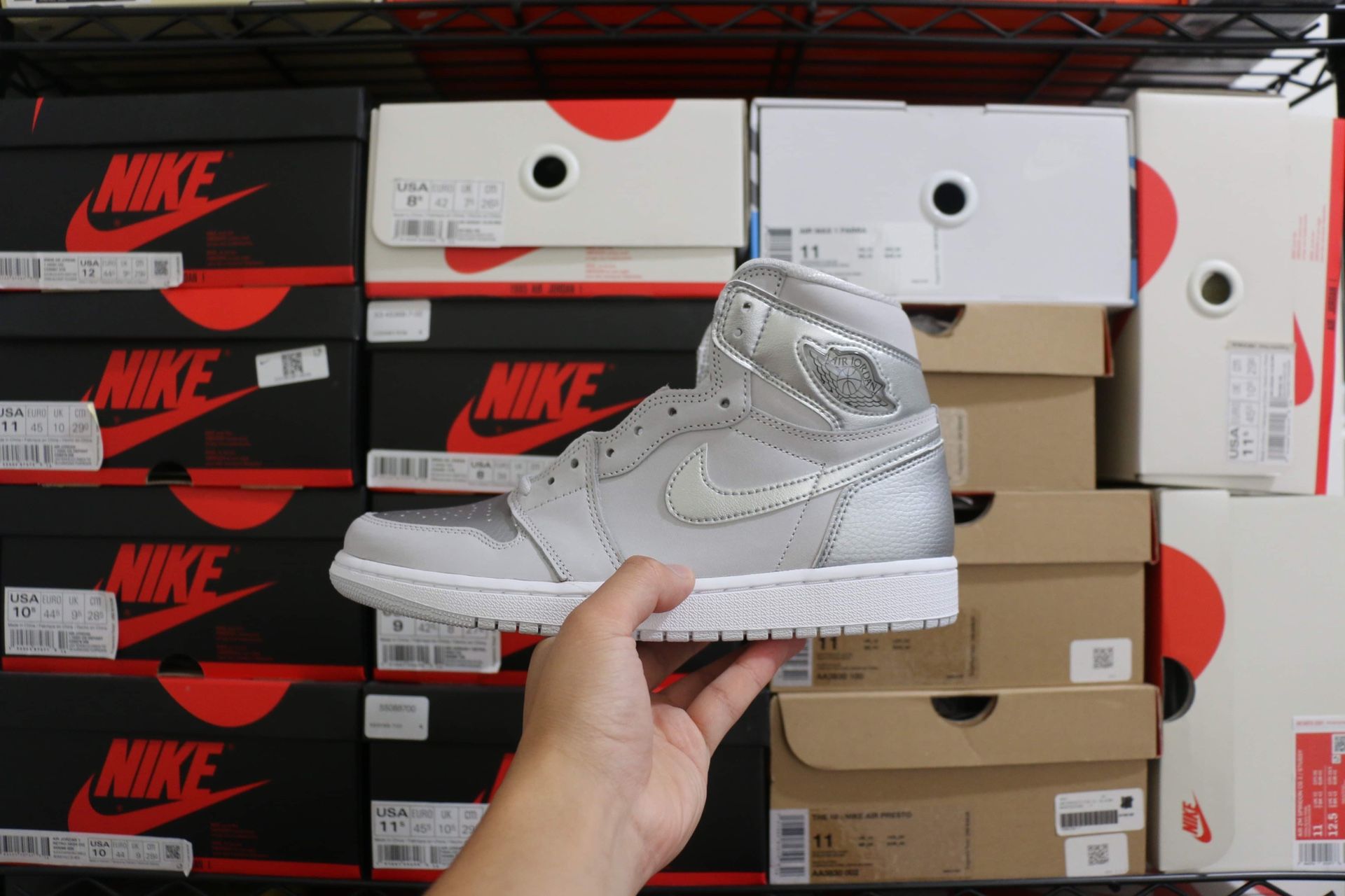 Air Jordan 1 Retro High “Japan” Neutral Grey size 8.5, 9, 11, 3.5y, 4.5y, 6y, 7y