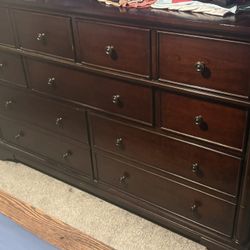 Solid Wood Dresser And Nightstands 