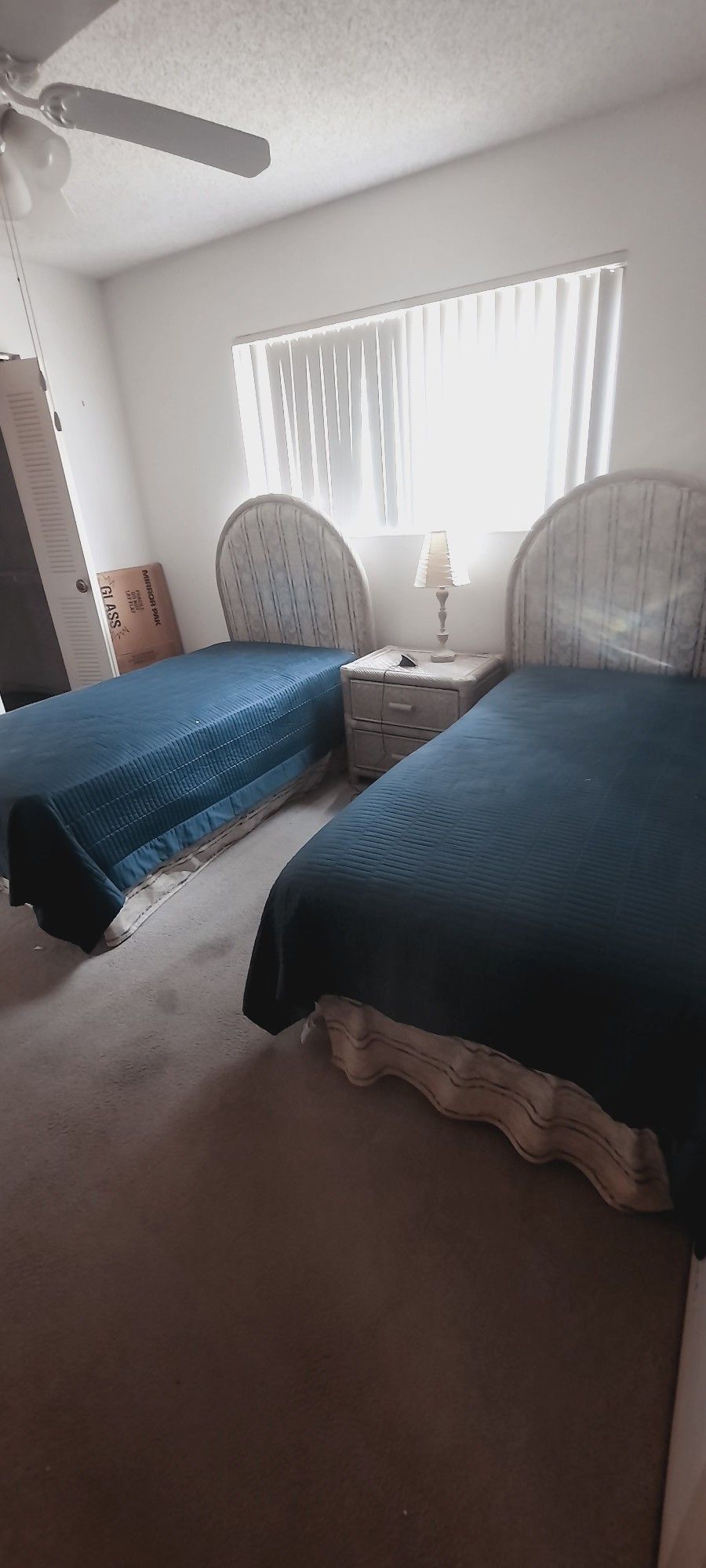 COMPLETE BEDROOM SET