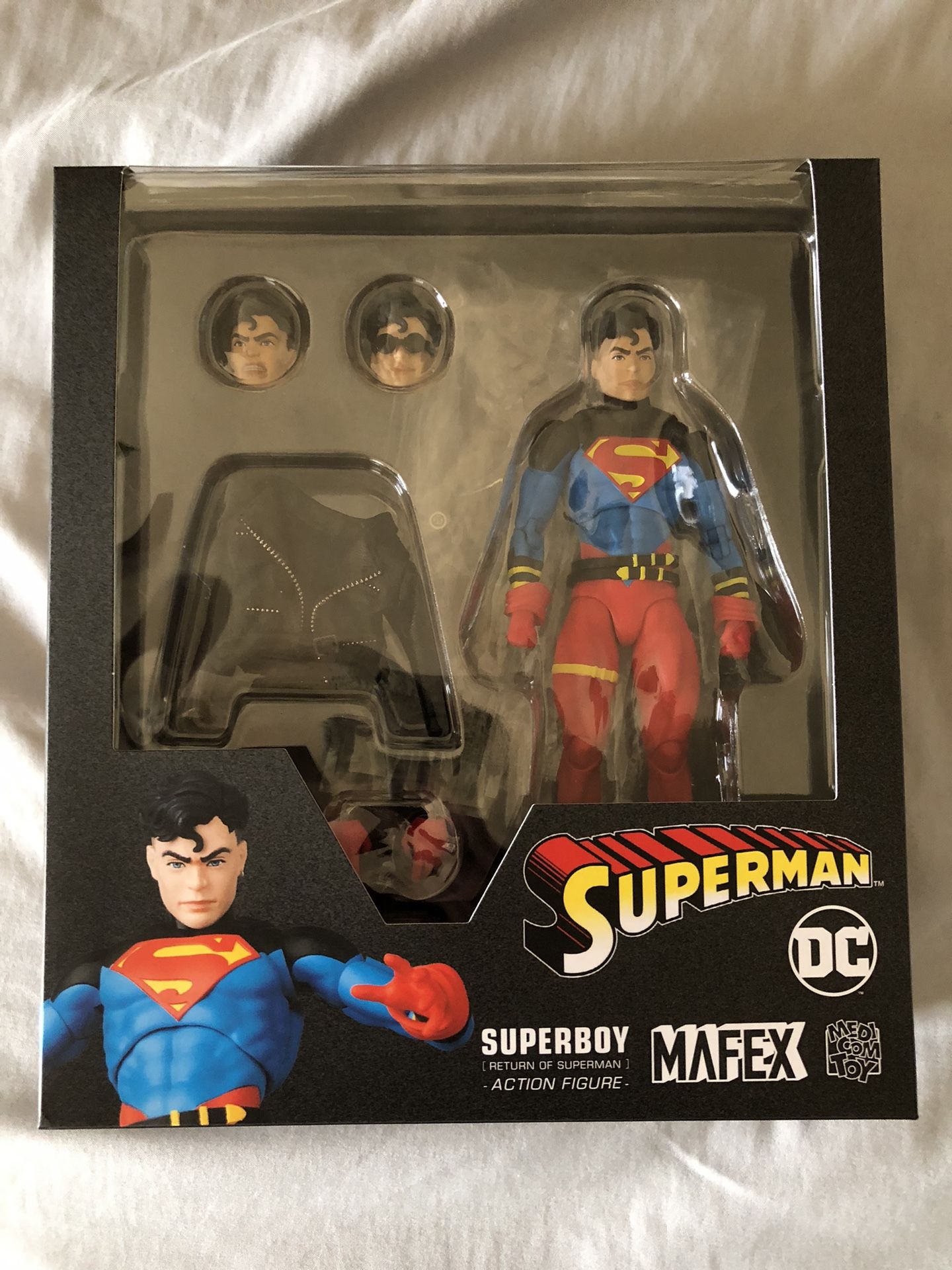Mafex Superboy