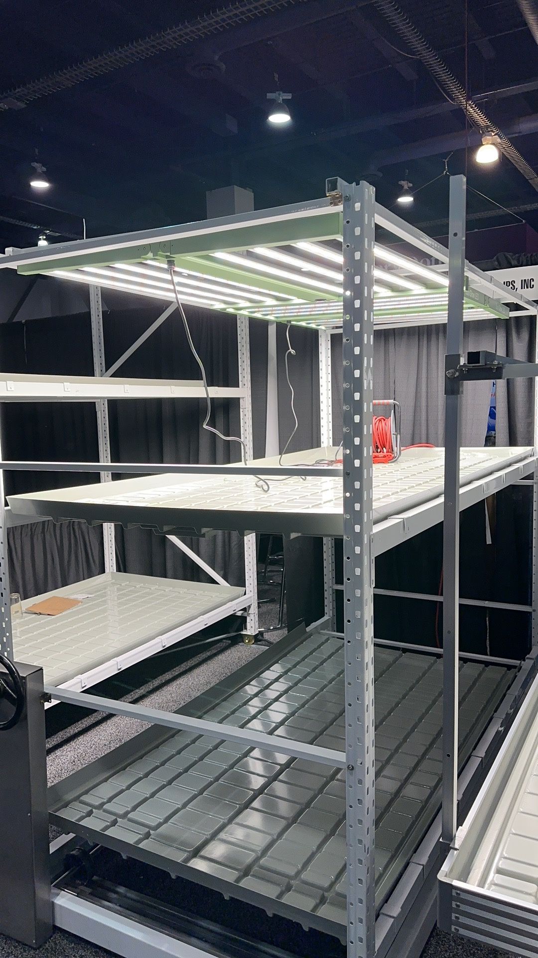 Custom Growers Hydro Rolling Bench Grow Tables for Sale in Anza, CA OfferUp