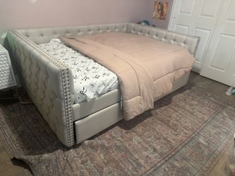 Filmore Grey Twin Upholstered Daybed With Pull-Out Twin Trundle