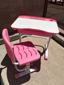 Kids Adjustable Desk and Chair Set Pink