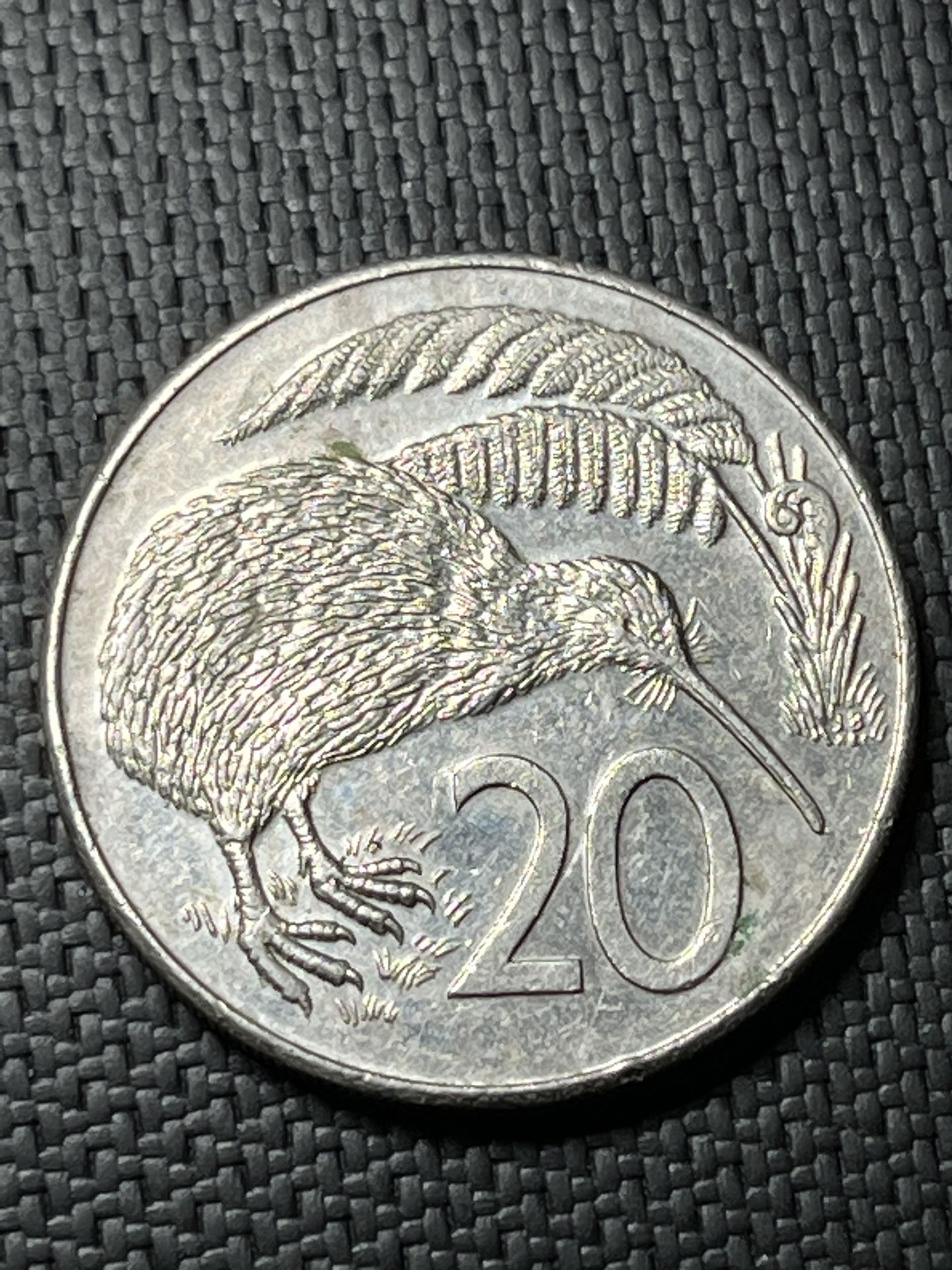 1987 New Zealand Twenty Cent Coin