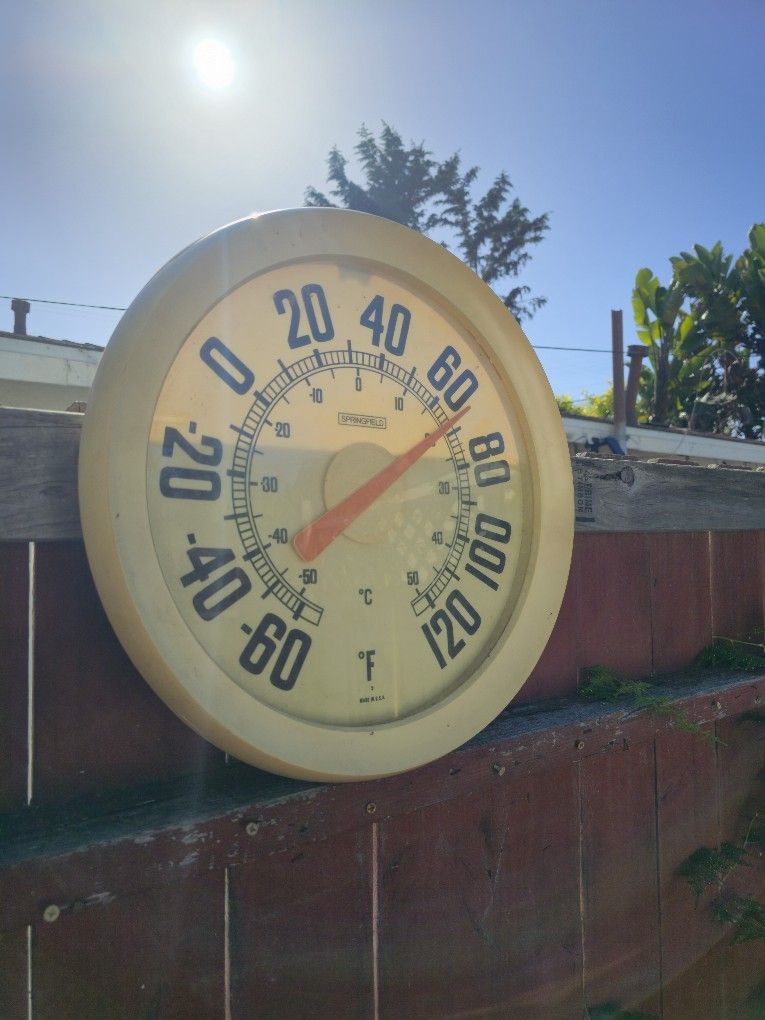 Vintage Springfield Tempature Large Outdoor Thermometer Mountable Wall Clock Nostalgic Retro 90s Unique Technology 