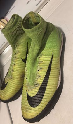 Mercurial x superfly V turf 10.5