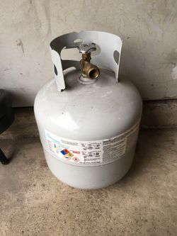 Propane gas tank exchange able