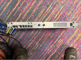 Rolls one rack space powered mixer