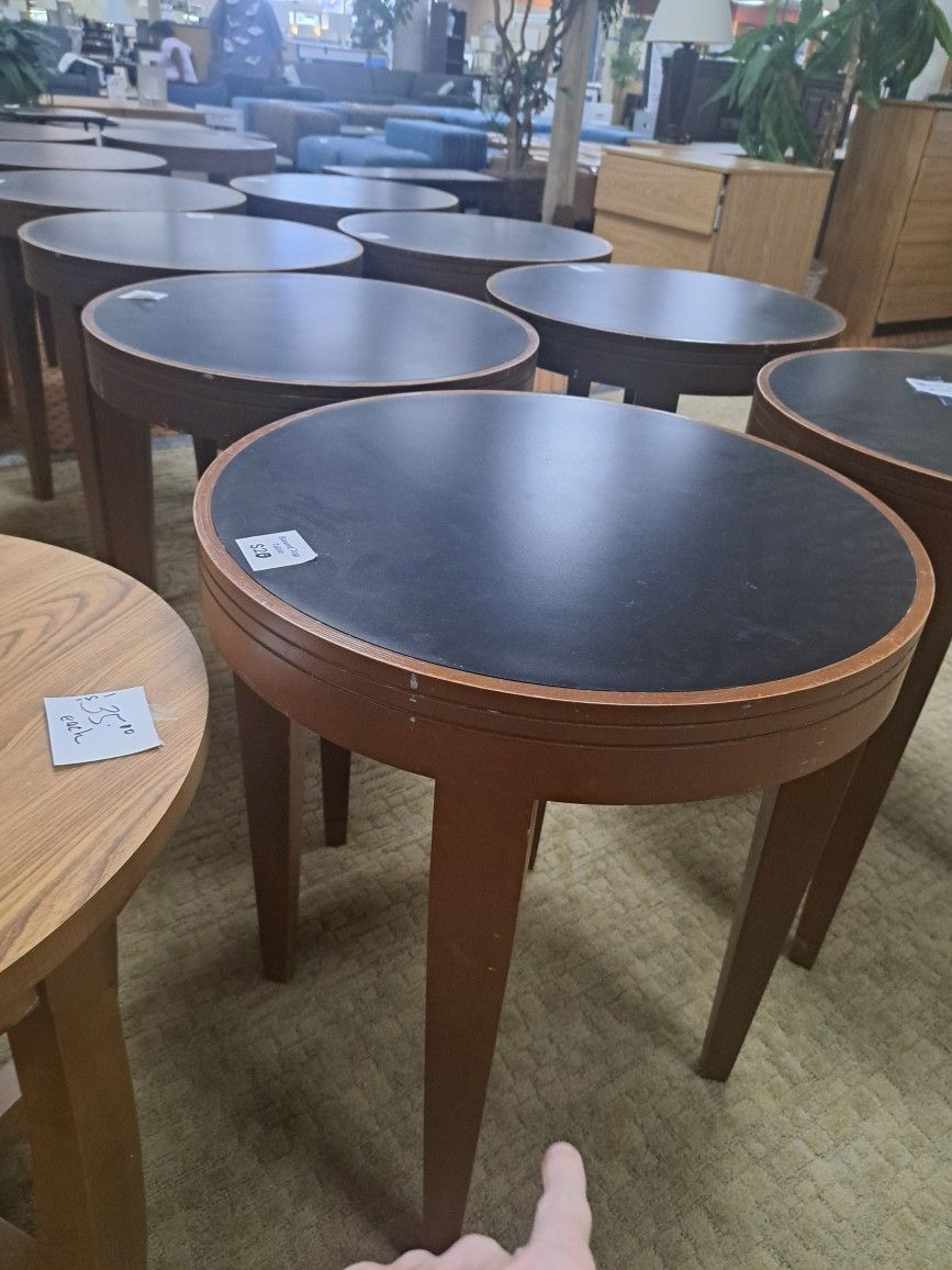 Round Table