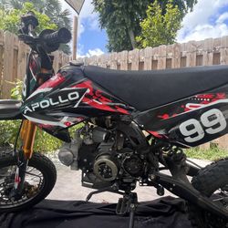 125cc dirt bike ❗️❗️READ DESCRIPTION❗️❗️