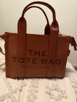 Marc Jacobs The Tote Bag in Tan Leather