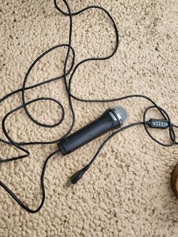 Microphone