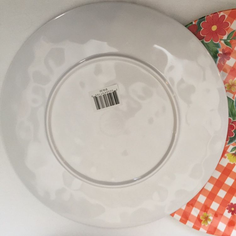 Certified International Set Of 8 Plates 11” In Diameter