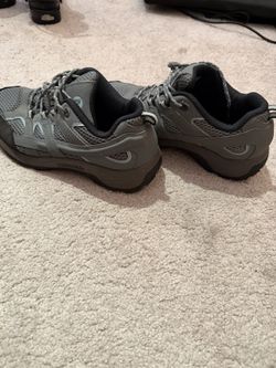 Free kids Merrell hiking boots low-cut