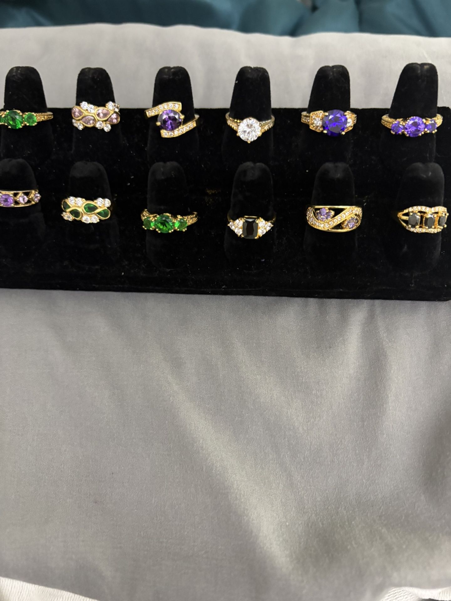 12 Rings 14 k/925 gold plated silver.