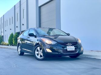 2013 HYUNDAI ELANTRA GLS SEDAN