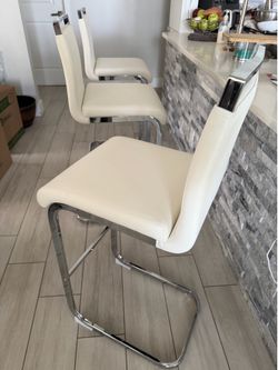Bar stools