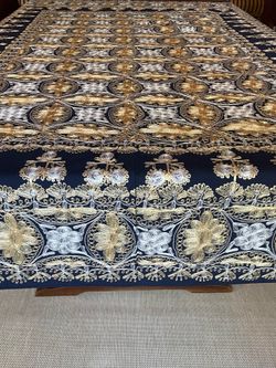 A Handmade Damascus Aghabani Embroidered Tablecloth with 8 Napkins, 74” x 57”