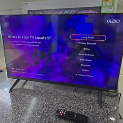 Vizio 32" 📺 (Has LINES In Left Side Of Screen)