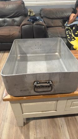 Olla cuadrada con tapadera