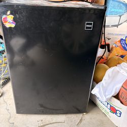 Mini Fridge With Freezer