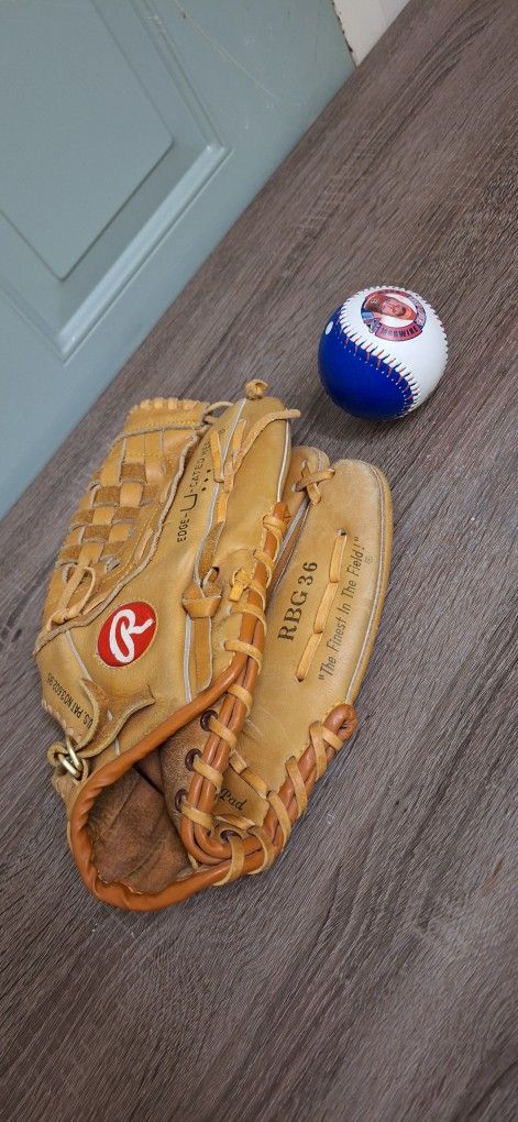Adult Rawlings Baseball Glove and Ball
