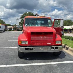 (For sale ) International  4700 TK 