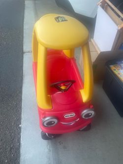 Toy car