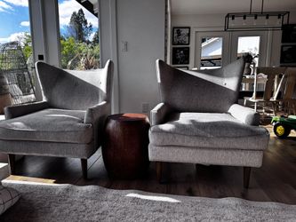 Accent Chairs