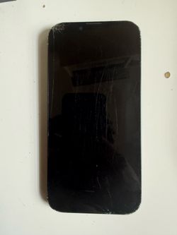 iphone 13 Beat up for parts.