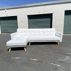 FREE DELIVERY!!! White Modern Sectional Couch