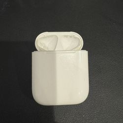 Apple AirPods Case Only Good Conditions 