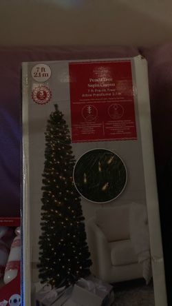7 Ft 2.1m Christmas Trees Brand New Never Opened