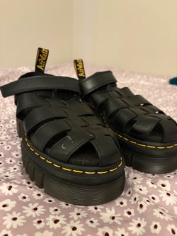 Doc marten sandals