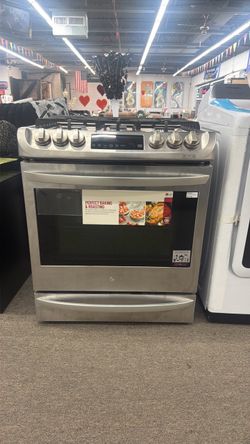 LG Gas stove / Electric oven