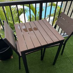 IKEA Table + 2 Chairs 