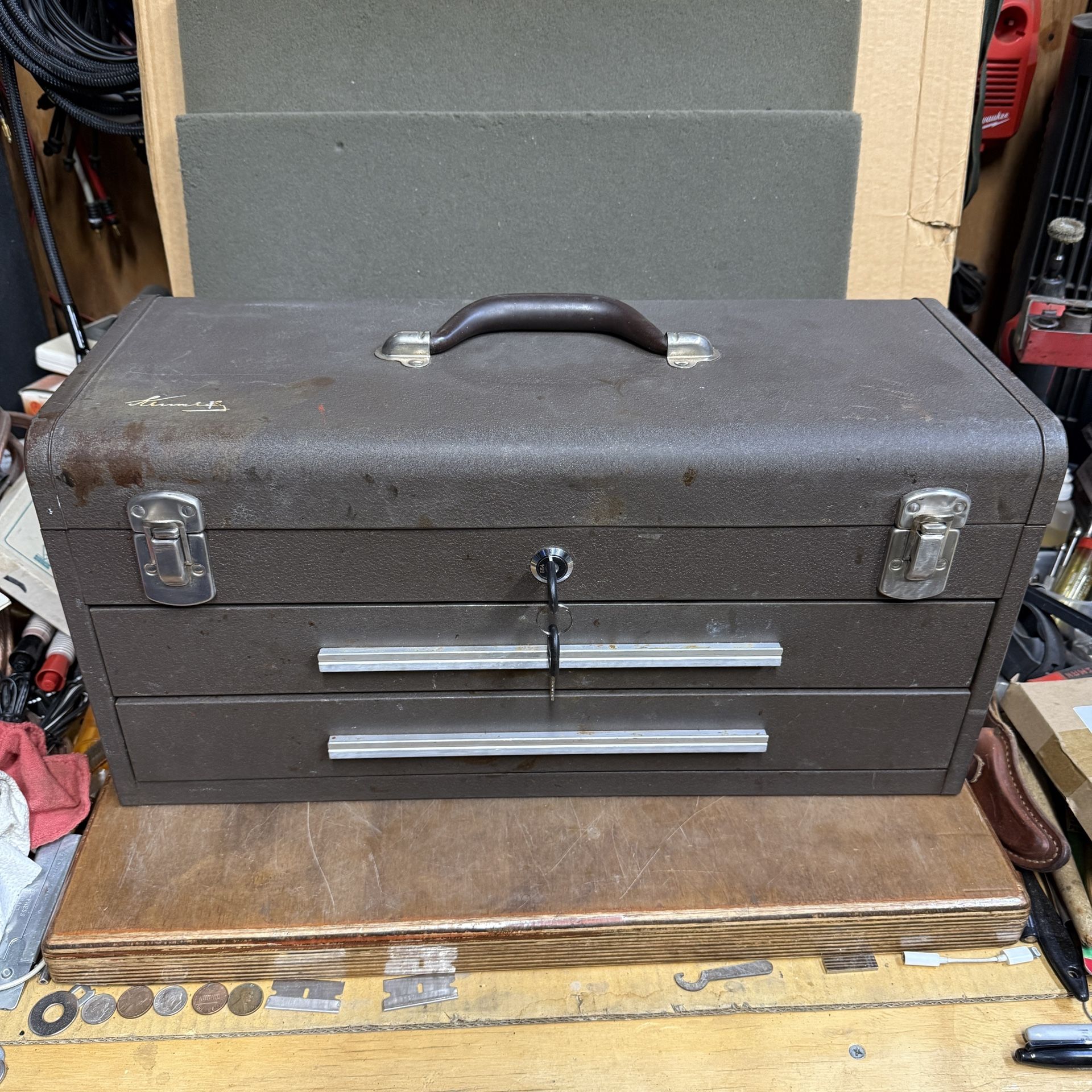 KENNEDY 20” 2 DRAWER MACHINIST TOOL BOX WITH KEYS