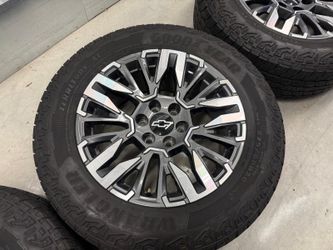 OEM 20-inch Chevrolet Silverado Z71 or Tahoe Z71,