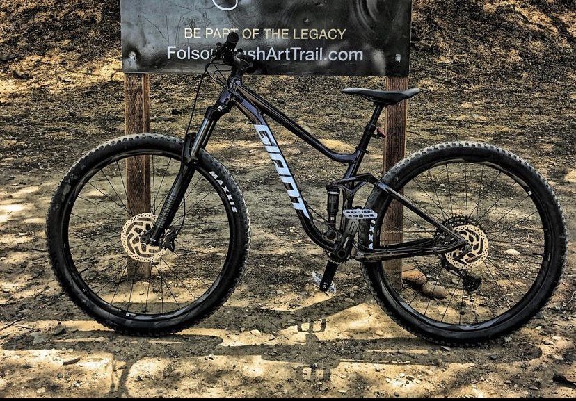2021 Giant Stance 1