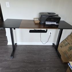 Electric Adjustable Desk 