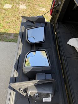 2020 stock mirrors, excellent condition