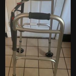 Folding Walker 