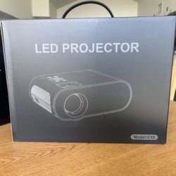 White Hompow Model C10 LED Projector