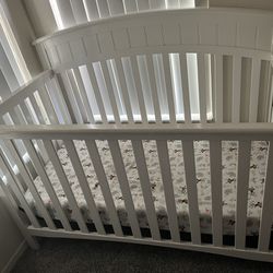 Queen Mattress, Two Toddler Beds,toddler crib