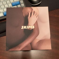 SKIMS Bodysuit Onyx Mock Neck Turtle Sleeve 