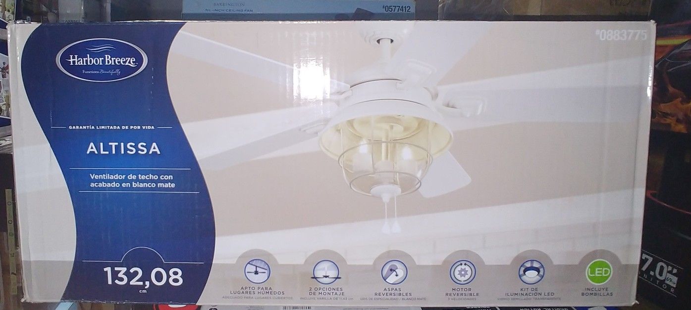 Harbor Breeze Altissa 52-in Clear LED Indoor/Outdoor Ceiling Fan with Light Kit (5-Blade)